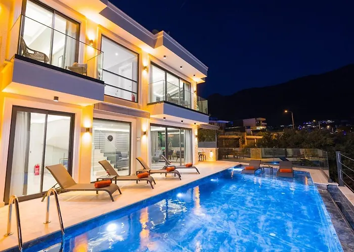 Moonset Kalkan Kaş